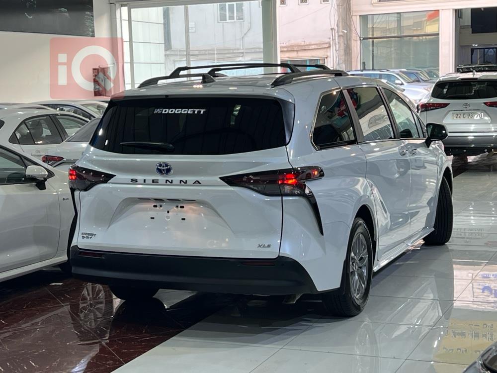 تويوتا سيينا